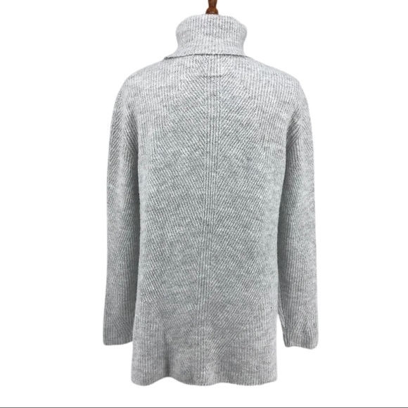 Sweet Romeo Light Gray Knit Turtleneck Sweater, NWT - Picture 4 of 7